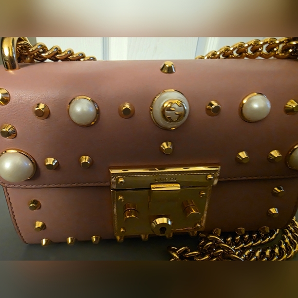 Gucci Pearl Studded Padlock Chain Pink Leather Crossbody Shoulder Bag Purse - Picture 3 of 11